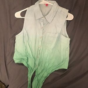 Cute ombré tie up shirt
